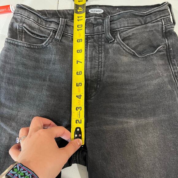Old Navy Extra High-Waisted Sky-Hi Straight Raw-Hem Black Jeans for Women 4 - Picture 7 of 8